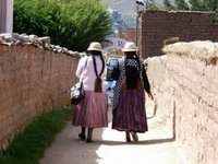 Most Bolivian Women Wear Traditional Dress